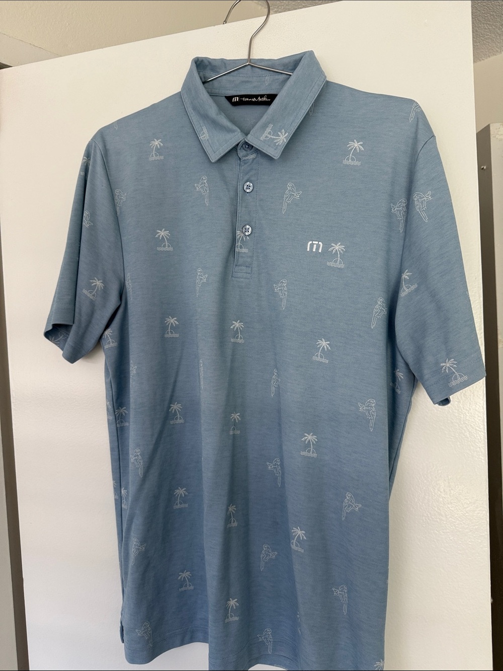 Travis Mathew Men’s Dusty Blue Palm-Print Polo